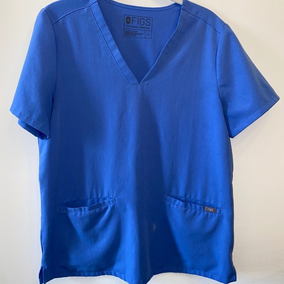 Figs Tops - Figs Two Pocket Scrub Top Med